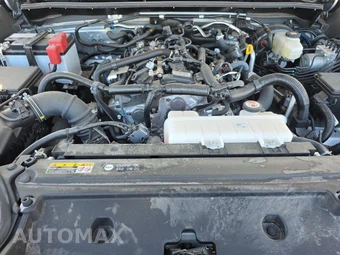 2025 Toyota 4Runner SR5 - miniatura 15