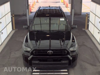 2025 Toyota 4Runner SR5 - miniatura 2