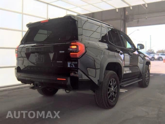 2025 Toyota 4Runner SR5 - miniatura 4