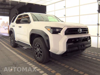 2025 Toyota 4Runner SR5 - miniatura 4