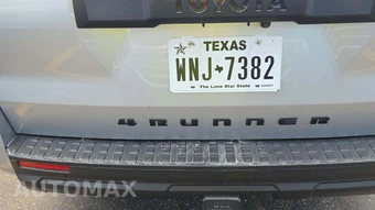 2025 Toyota 4Runner SR5 - miniatura 31