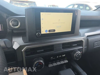 2025 Toyota 4Runner SR5 - miniatura 11
