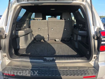 2025 Toyota 4Runner SR5 - miniatura 16