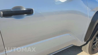2025 Toyota 4Runner SR5 - miniatura 21