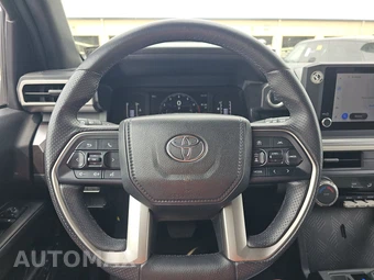 2025 Toyota 4Runner SR5 - miniatura 16