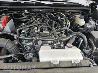 2025 Toyota 4Runner SR5 - miniatura 23
