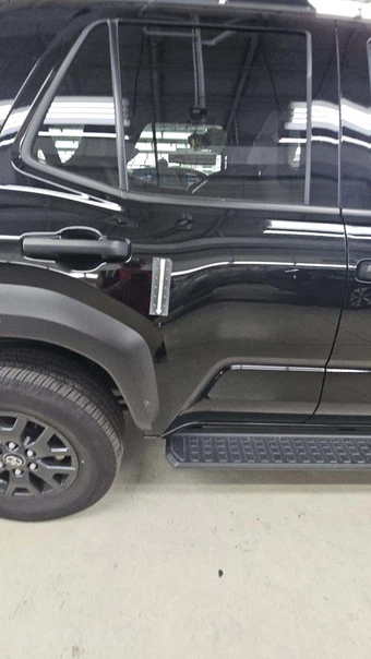 2025 Toyota 4Runner SR5 - miniatura 30