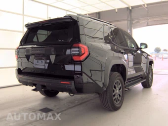 2025 Toyota 4Runner SR5 - miniatura 5