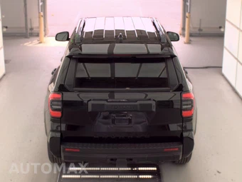 2025 Toyota 4Runner SR5 - miniatura 6