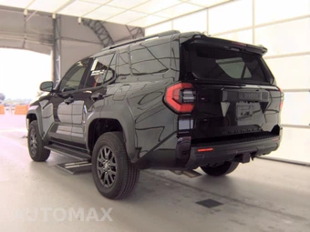 2025 Toyota 4Runner SR5 - miniatura 8