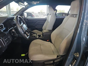 2025 Toyota 4Runner SR5 - miniatura 13