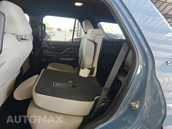 2025 Toyota 4Runner SR5 - miniatura 19