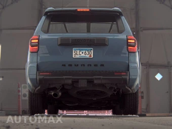 2025 Toyota 4Runner SR5 - miniatura 7