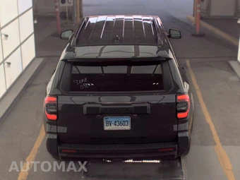 2025 Toyota 4Runner SR5 - miniatura 5