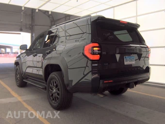 2025 Toyota 4Runner SR5 - miniatura 6