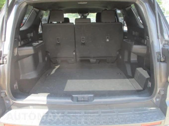 2025 Toyota 4Runner SR5 - miniatura 15
