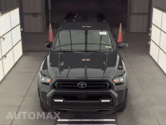 2025 Toyota 4Runner SR5 - miniatura 2