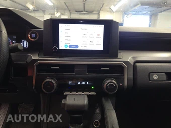 2025 Toyota 4Runner SR5 - miniatura 11