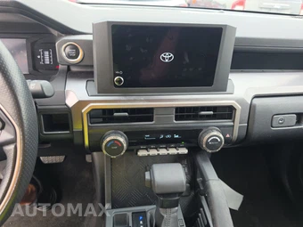2025 Toyota 4Runner SR5 - miniatura 11