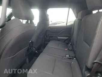 2025 Toyota 4Runner SR5 - miniatura 13