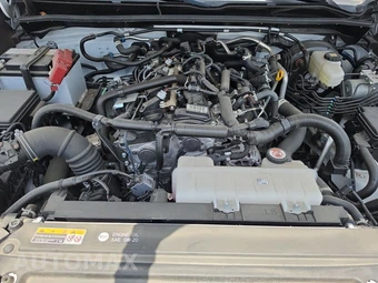 2025 Toyota 4Runner SR5 - miniatura 15