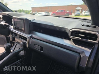 2025 Toyota 4Runner SR5 - miniatura 20