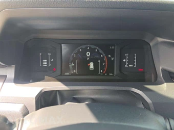 2025 Toyota 4Runner SR5 - miniatura 9
