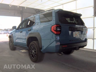 2025 Toyota 4Runner SR5 - miniatura 8