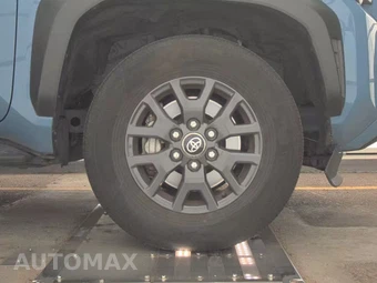 2025 Toyota 4Runner SR5 - miniatura 10