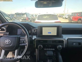 2025 Toyota 4Runner SR5 - miniatura 17