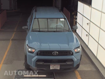 2025 Toyota 4Runner SR5 - miniatura 2