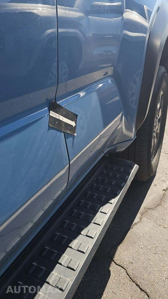 2025 Toyota 4Runner SR5 - miniatura 27