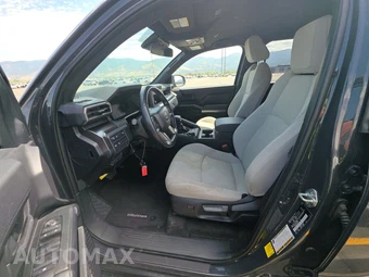 2025 Toyota 4Runner SR5 - miniatura 7