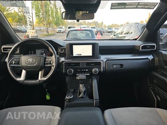 2025 Toyota 4Runner SR5 - miniatura 17