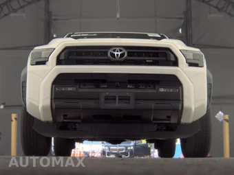 2025 Toyota 4Runner SR5 - miniatura 3