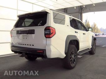 2025 Toyota 4Runner SR5 - miniatura 5