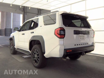2025 Toyota 4Runner SR5 - miniatura 8