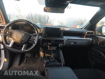 2025 Toyota 4Runner SR5 - miniatura 11