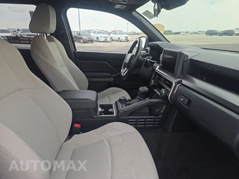2025 Toyota 4Runner SR5 - miniatura 14