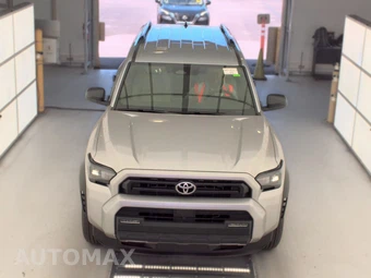 2025 Toyota 4Runner SR5 - miniatura 2