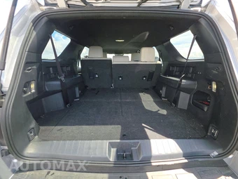 2025 Toyota 4Runner SR5 - miniatura 23