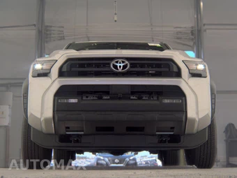 2025 Toyota 4Runner SR5 - miniatura 3