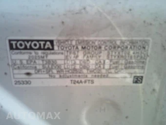 2025 Toyota 4Runner SR5 - miniatura 4