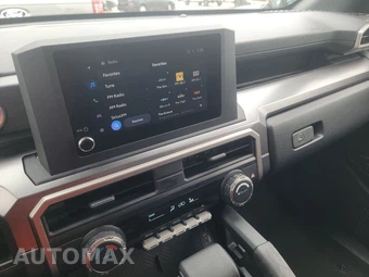 2025 Toyota 4Runner SR5 - miniatura 11