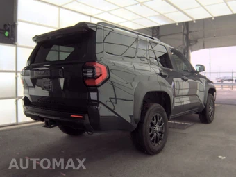 2025 Toyota 4Runner SR5 - miniatura 4