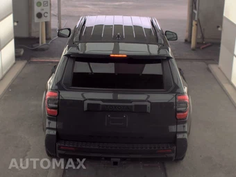 2025 Toyota 4Runner SR5 - miniatura 5