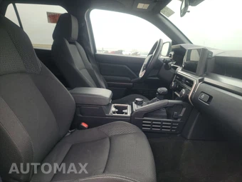 2025 Toyota 4Runner SR5 - miniatura 8