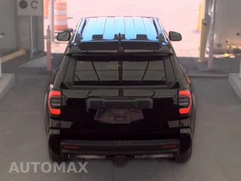 2025 Toyota 4Runner SR5 - miniatura 5