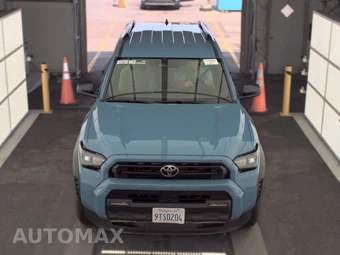 2025 Toyota 4Runner SR5 - miniatura 2