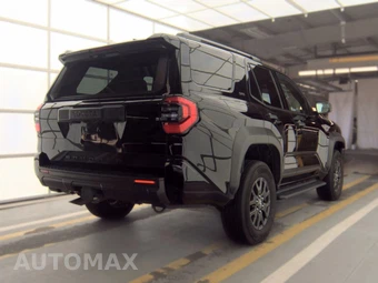 2025 Toyota 4Runner SR5 - miniatura 4